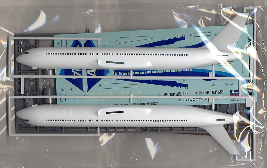 全日空 ボーイング 767-300 (プラモデル) 中身1