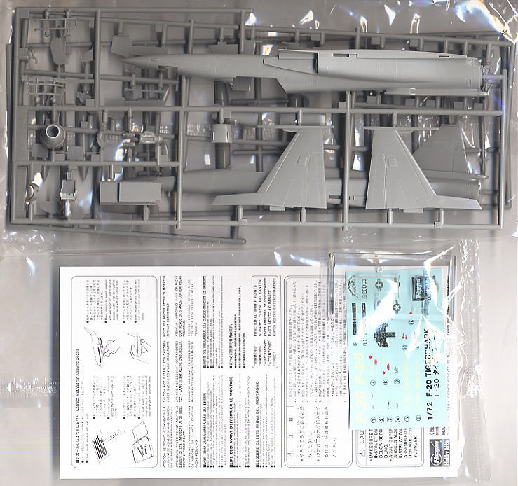[Close]
F-20 Tigershark (Plastic model) Contents1