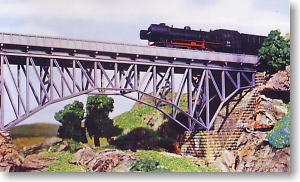 N 661 Bro Bridgh Brucke (The Arched Iron Bridge) (Model Train)