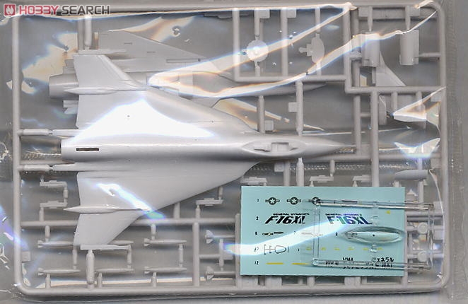 F-16XL ジェネラル・ダイナミックス (プラモデル) 中身1