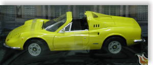フェラーリ・246 GTS ディーノ 1970(イエロー) (ミニカー)
