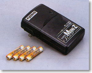 単4型ニッケル水素バッテリー(4本入)＆ACチャージャーセット (ラジコン)