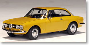 Alfa Romeo 1750 GTV Yellow (Diecast Car)