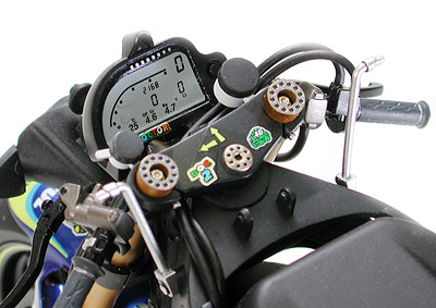 ヤマハ YZR-M1`04 (プラモデル) 商品画像6