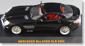 メルセデス マクラーレン SLR (2003)レッドインテリア (ブラック) (ミニカー)