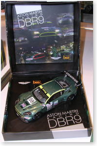 Aston Martin DBR9 #59 `Brabham-Sarrazin-Turner` Le Mans 2005 (Diecast Car)