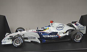 BMW ザウバー F1 チーム (No.16/2006)ハイドフェルド 1/18スケール (ミニカー)