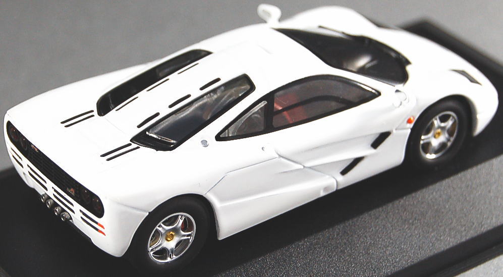 マクラーレン F1 GTR ロードカー (ホワイト) (ミニカー) 商品画像3