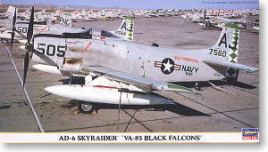 AD-6 スカイレイダー “VA-85 ブラック ファルコンズ” (プラモデル)