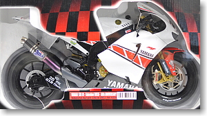 ヤマハ YZR M1 2005年バレンシアGP ライダー：V.ロッシ (No.46) (ミニカー)