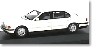 BMW 750iL (E38-2) インテリア：グレイ (アルパインホワイト) (ミニカー)