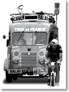 ルノー 1000KG 1961年 ツール・ド・フランス CAMION BALAI (ミニカー)