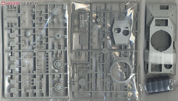 LAV-150 Commando AFV w/ Cockerill 90mm Gun (Plastic model) 中身1