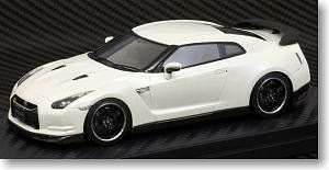 Nissan GT-R(R-35) SpecV (Brilliant White Pearl) (ミニカー)