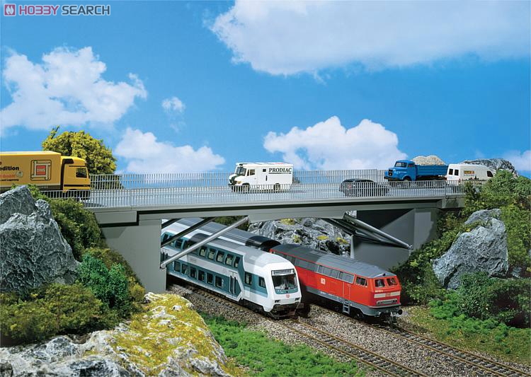 (HO) 120493 道路橋 (Strassenbrucke) (鉄道模型) 商品画像1