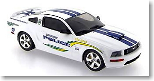 フォード マスタングGT プエルトリコ警察 ガイナボ市警 (2006) (ホワイト) (ミニカー)