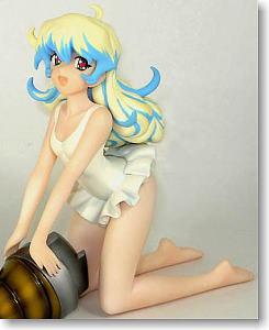 Nia Swimwear Ver. (PVC Figure)