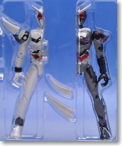 WFC04 仮面ライダーW ファングジョーカー (完成品)