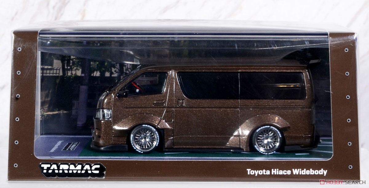 Toyota Hiace Widebody Brown (ミニカー) パッケージ1