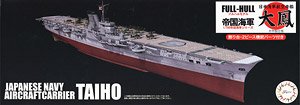 IJN Aircraft Carrier Taihou (Wood Deck) Full Hull Model w/Photo-Etched Parts (Plastic model)