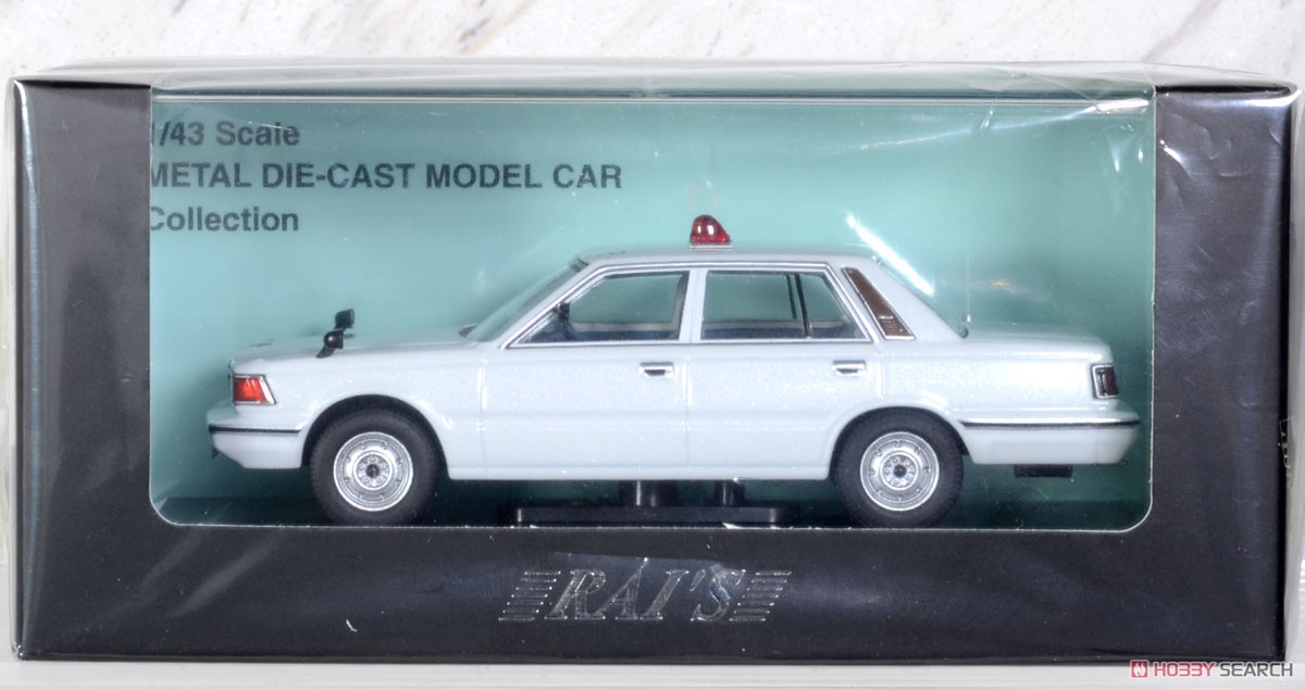 Nissan Cedric (YPY30 Kai) 1985 Kanagawa Prefectural Police Highway Traffic Police Unit Vehicle (Unmarked Patrol Car White) (Diecast Car) Package1