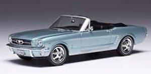 フォード マスタング コンバーチブル 1965 ライトブルー (ミニカー)