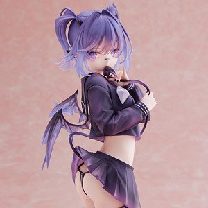 Kamiguse-chan illustration by Mujin-chan. (PVC Figure)
