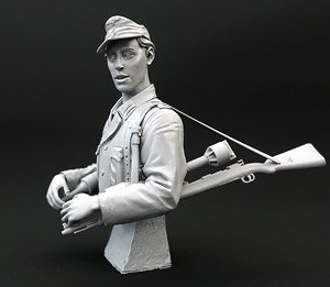 WWII Wehrmacht Boy Soldier (Bust Model) (Plastic model)