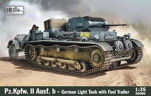 Pz.Kpfw. II Ausf.b German Light Tank with fuel trailer (Plastic model)