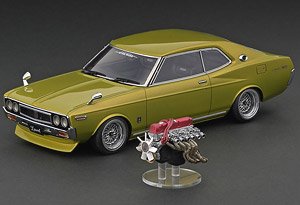 Nissan Laurel 2000SGX (C130) Green With Engine (ミニカー)