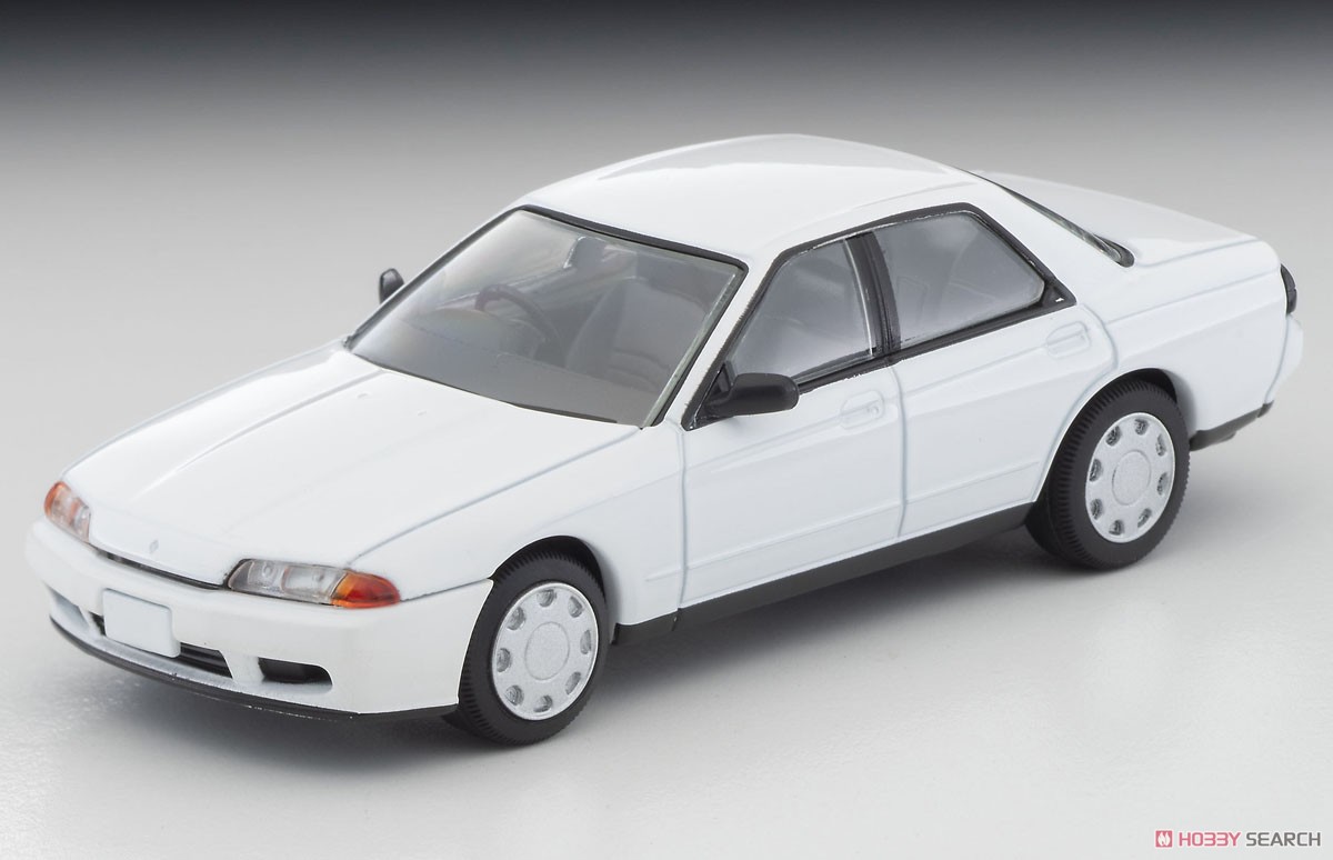 TLV-N194d Nissan Skyline 4 Door Sports Sedan GXi Type X (White) 1992 (Diecast Car) Item picture1
