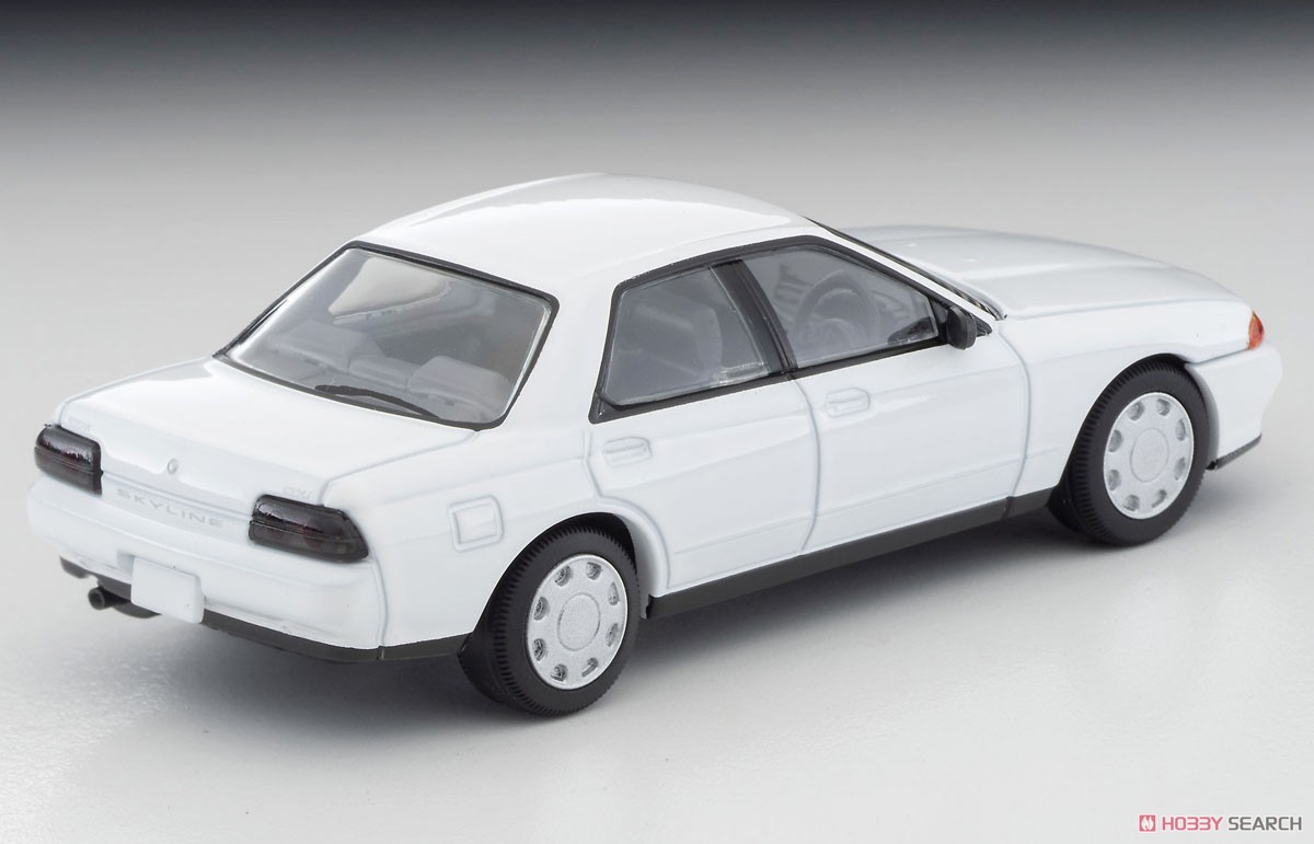 TLV-N194d Nissan Skyline 4 Door Sports Sedan GXi Type X (White) 1992 (Diecast Car) Item picture2