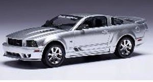 Ford Mustang Saloon S281 2005 Metallic Gray (Diecast Car)