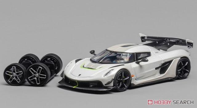 Koenigsegg Jesko Attack Pearl White (Diecast Car) 商品画像1