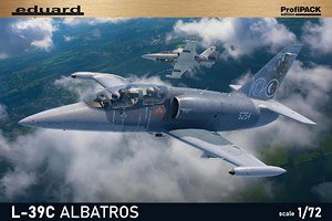 L-39C アルバトロス プロフィパック (プラモデル)