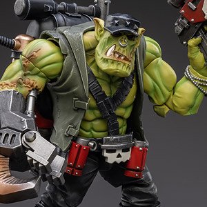 Warhammer 40K Ork Kommandos Nob Nazbog 1/18 Scale Figure (Completed)