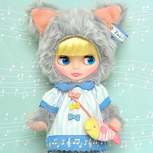Blythe Zoe and Her Pet Fish (Fashion Doll)