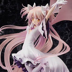 Ultimate Madoka -Rebellion- (PVC Figure)