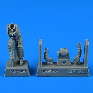 Modern Russian Fighter Pilor for Su-57 (for Zvezda) (Plastic model)