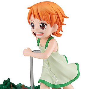 G.E.M. Series One Piece Nami Run! Run! Run! (PVC Figure)