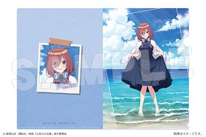 映画「五等分の花嫁」 A4クリアファイル Ver. 砂浜デート 03中野三玖 (キャラクターグッズ)