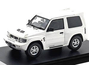 MITSUBISHI PAJERO EVOLUTION (1997) ソフィアホワイト (ミニカー)