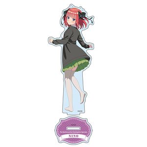 The Quintessential Quintuplets Specials [Especially Illustrated] Big Acrylic Stand Nino (Stairs Ver.) (Anime Toy)
