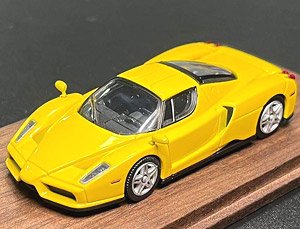 エンツォ イエロー (ミニカー)