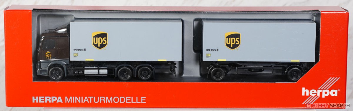 (HO) メルセデスベンツ アクトロス クラシックスペース ダブル連結 ボックストレーラー `UPS` [MB Acros CS HZ] (鉄道模型) パッケージ1