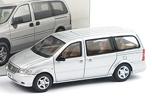 ビュイック・GL8 シルバー (ミニカー)