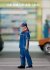 woman walking at gas station (Diecast Car) その他の画像1 Thumbnail