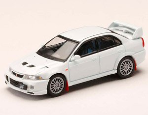 Mitsubishi Lancer GSR Evolution 6 (CP9A) 1999 w/Mudflap Scortia White (Diecast Car)