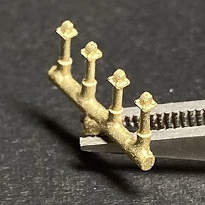 16番(HO) アンテナ線引込みカバー (4個入り) (鉄道模型)