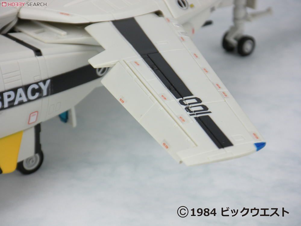 1/48 完全変形版 VF-1S ロイ・フォッカー機 パッケージリニューアル版 (完成品) 商品画像7